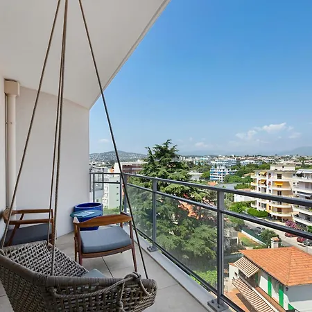 شقة Le 701, Climatise, Toit Terrasse Vue Mer, Parking أنتيب